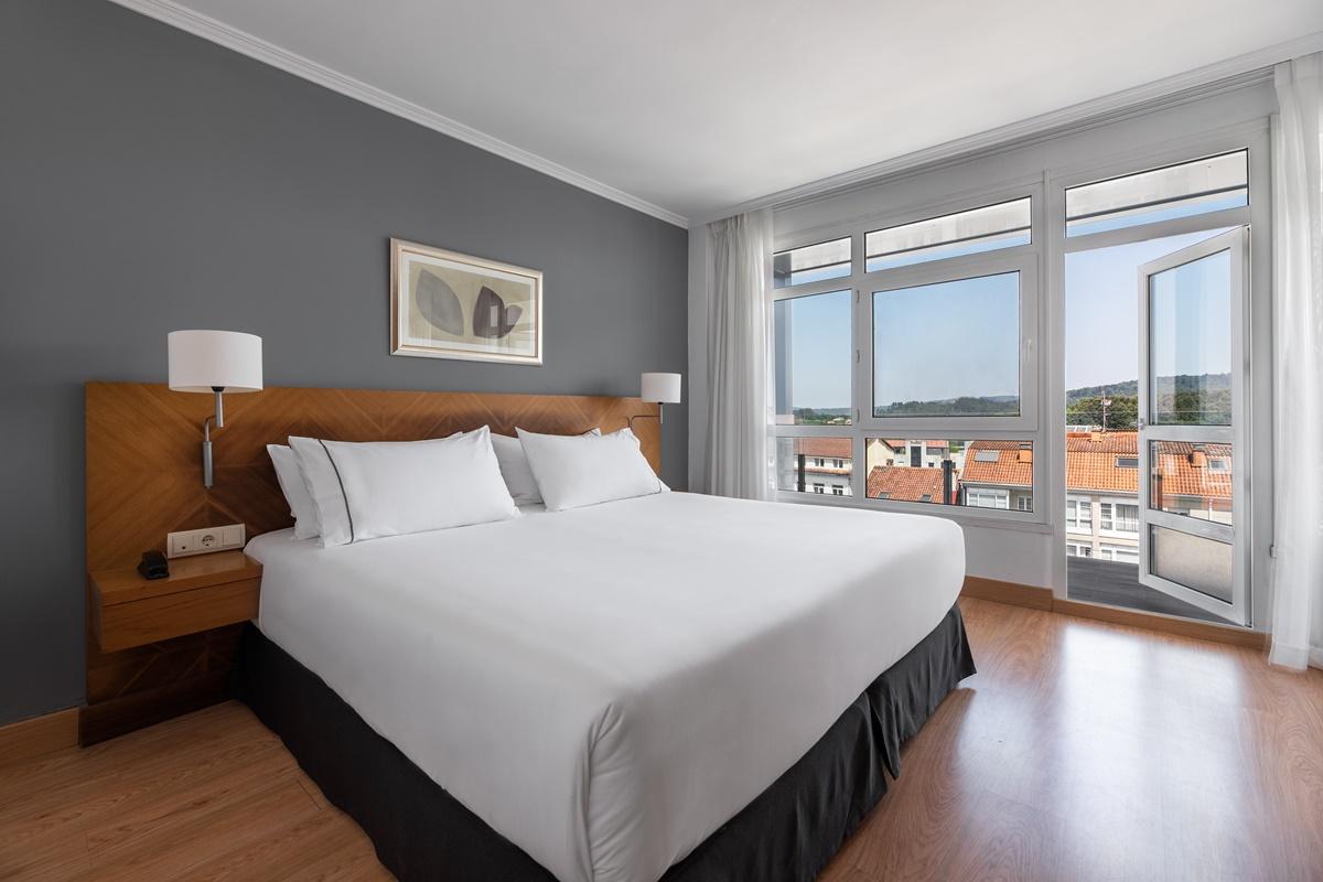 Hotel Hesperia Santiago Peregrino à Saint-Jacques-de-Compostelle Extérieur photo