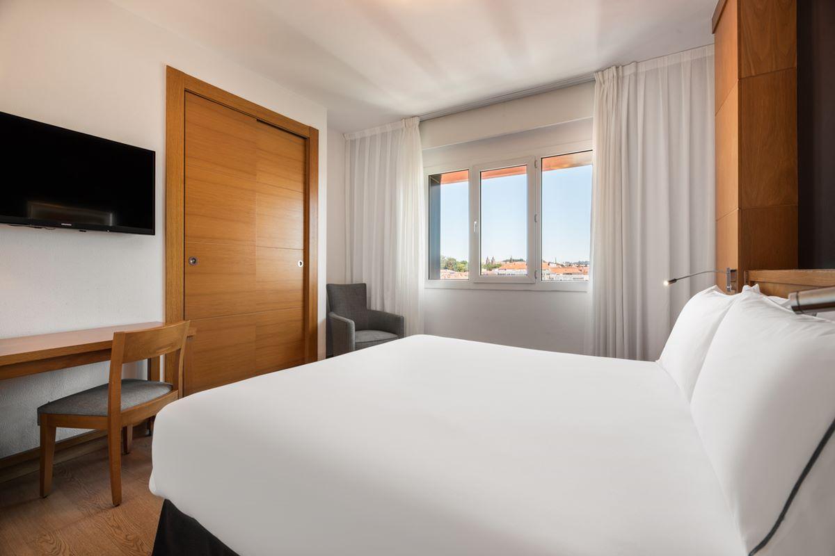Hotel Hesperia Santiago Peregrino à Saint-Jacques-de-Compostelle Extérieur photo