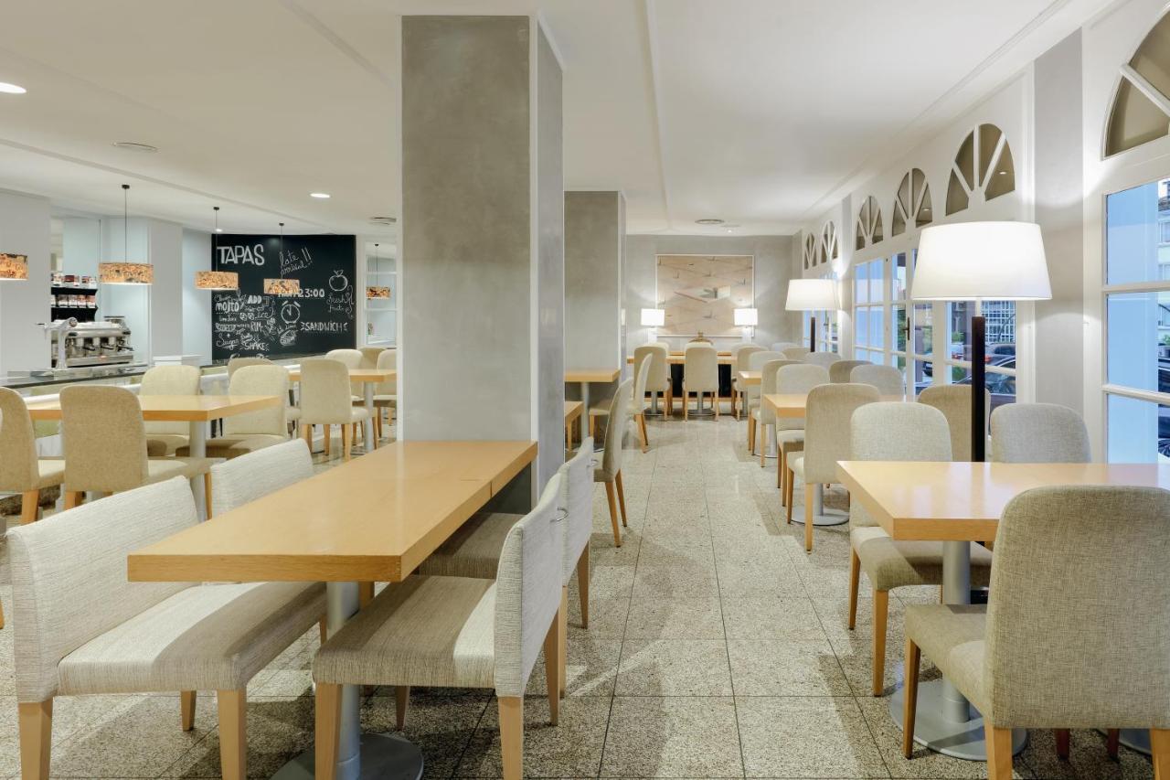 Hotel Hesperia Santiago Peregrino à Saint-Jacques-de-Compostelle Extérieur photo
